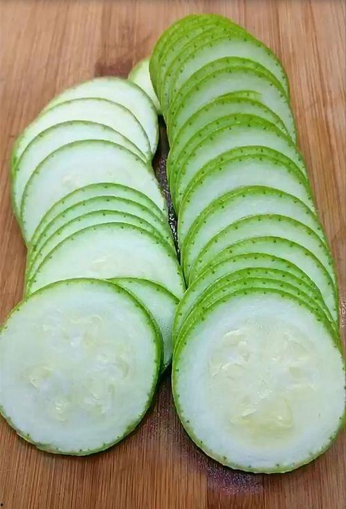 吃瓜长肉快吗,吃瓜也能长肉？揭秘吃瓜速度与增肥关系